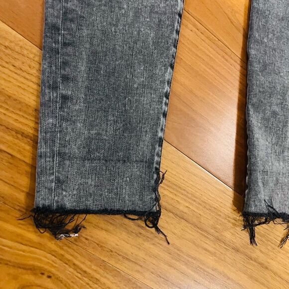 Frame Le Skinny de Jeanne - Picture 2 of 8